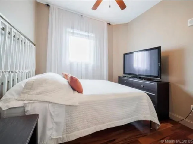 1945 S Ocean Dr # 608, Hallandale Beach FL 33009