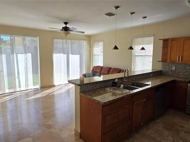 16474 SW 84th St # 16474, Miami FL 33193