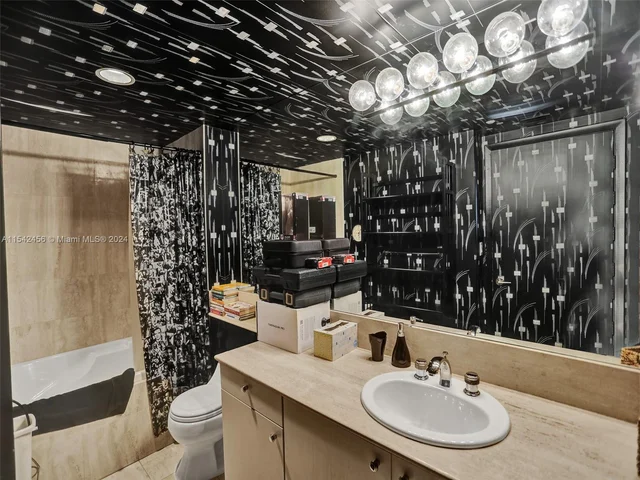 7000 Island Blvd # 2002, Aventura FL 33160