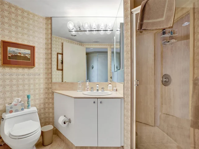 7000 Island Blvd # 2002, Aventura FL 33160