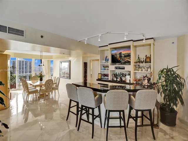 7000 Island Blvd # 2002, Aventura FL 33160