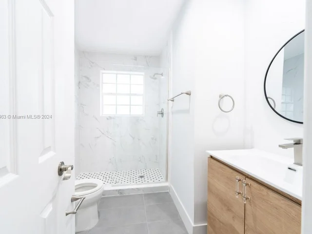 6220 NE 21st Rd, Fort Lauderdale FL 33308