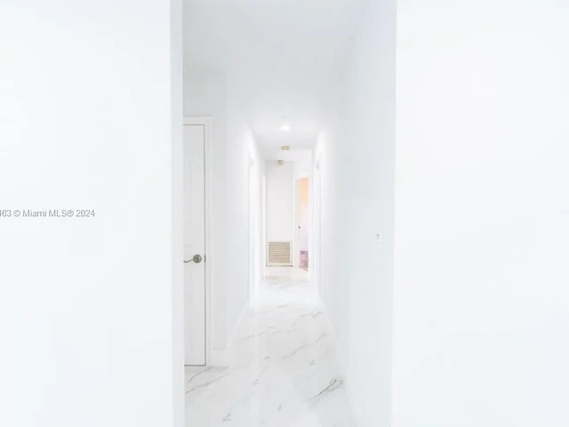 6220 NE 21st Rd, Fort Lauderdale FL 33308