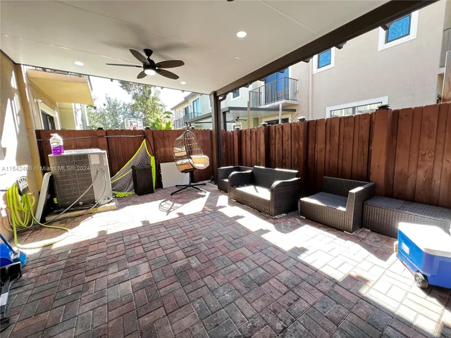 748 NE 34th Ave # 748, Homestead FL 33033