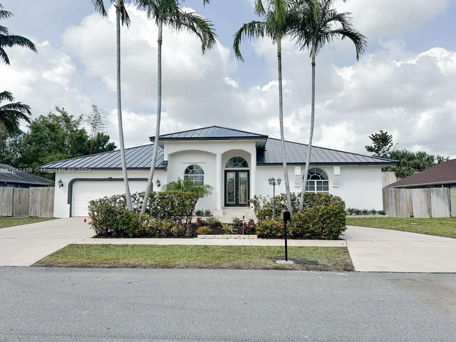 3409 Diane Dr, Boynton Beach FL 33435