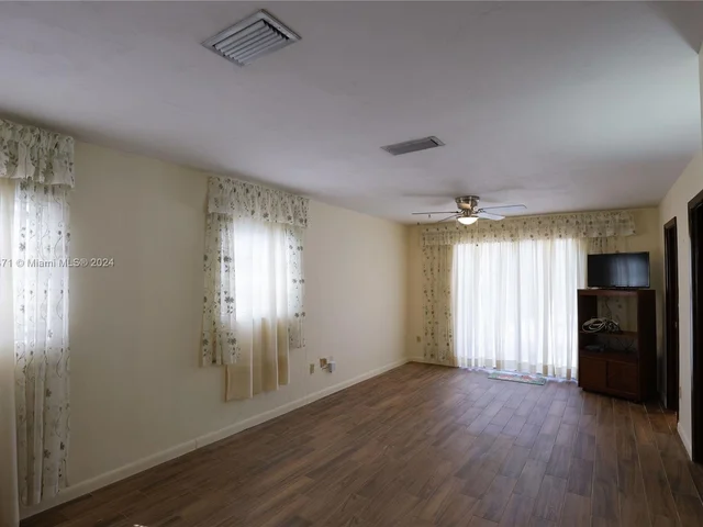 3610 SW 128th Ave, Miami FL 33175