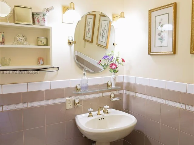 3610 SW 128th Ave, Miami FL 33175