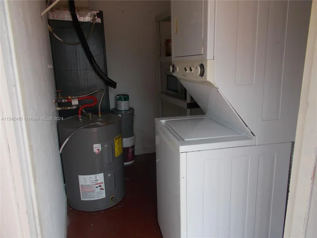 11105 SW 122nd Ct, Miami FL 33186