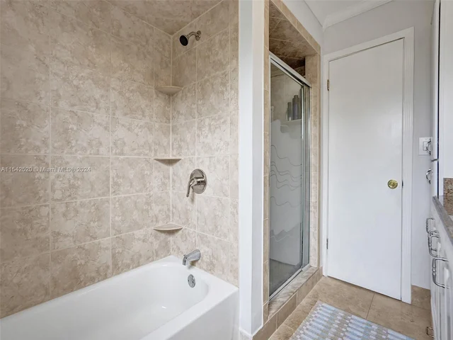 5501 NW 76th PL., Pompano Beach FL 33073