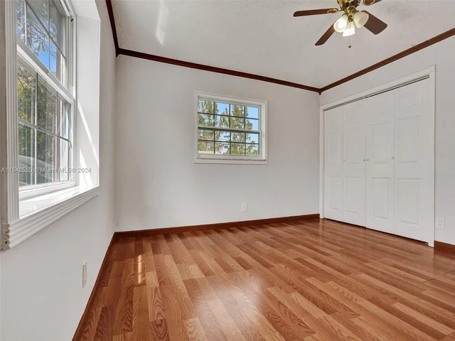 5501 NW 76th PL., Pompano Beach FL 33073