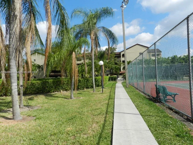 9285 SW 125th Ave # U303, Miami FL 33186