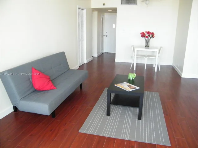 1000 West Ave # 1430, Miami Beach FL 33139