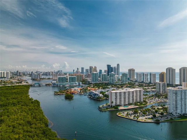 400 Kings Point Dr # 327, Sunny Isles Beach FL 33160