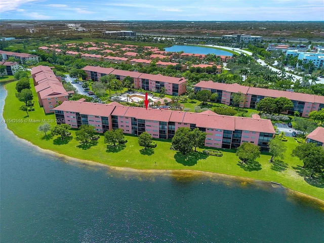 601 SW 141st Ave # 106P, Pembroke Pines FL 33027