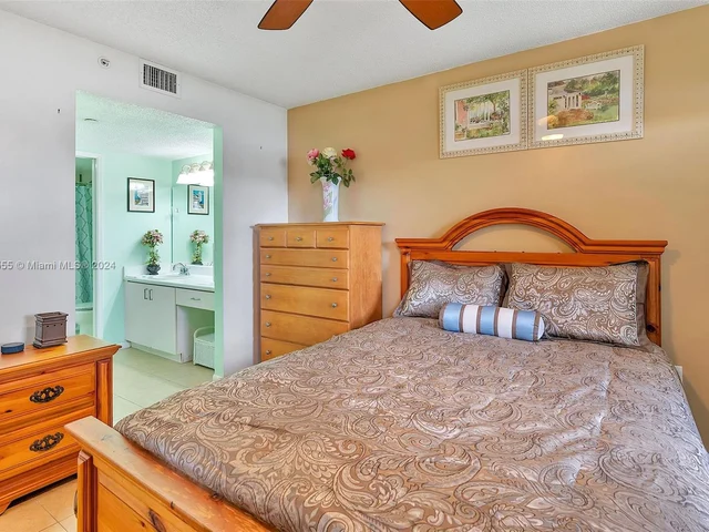 601 SW 141st Ave # 106P, Pembroke Pines FL 33027