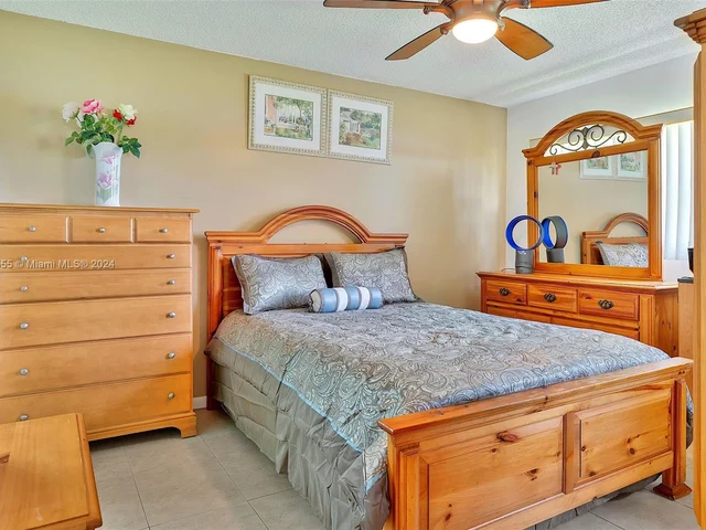 601 SW 141st Ave # 106P, Pembroke Pines FL 33027