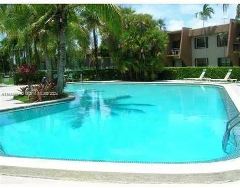 8277 SW 128th St # 208, Pinecrest FL 33156