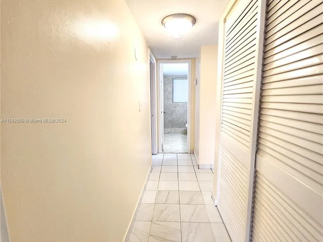 9962 SW 88th St # 7, Miami FL 33176