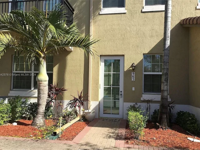 965 SW 147th Ave # 2504, Pembroke Pines FL 33027