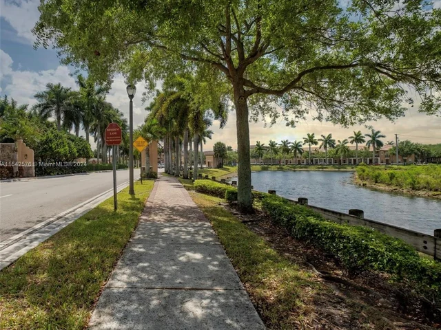 965 SW 147th Ave # 2504, Pembroke Pines FL 33027