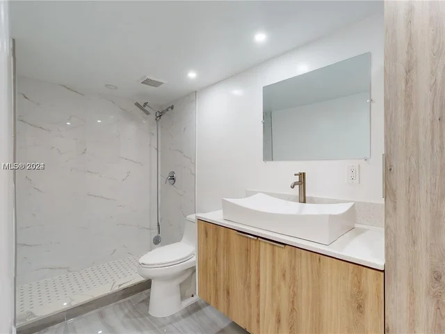 2715 Tigertail Ave # 401, Miami FL 33133