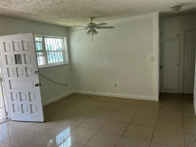 3001 NW 165th St # 1, Miami Gardens FL 33054