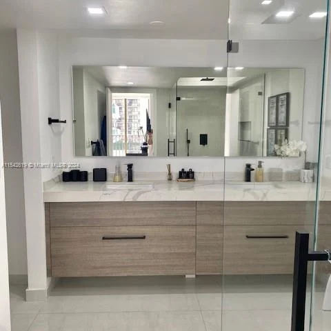 19707 Turnberry Way # 7G, Aventura FL 33180