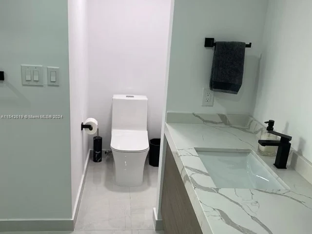 19707 Turnberry Way # 7G, Aventura FL 33180