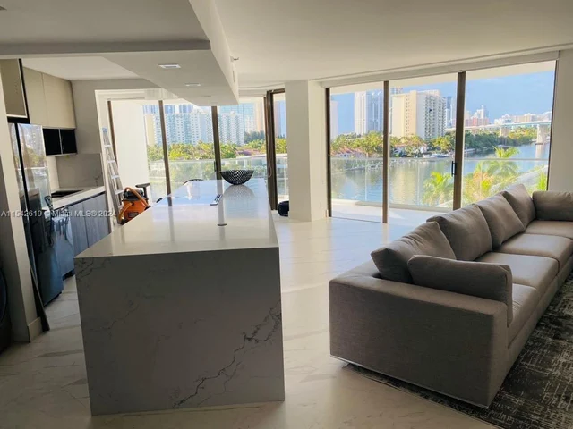 19707 Turnberry Way # 7G, Aventura FL 33180