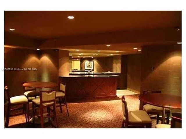 19707 Turnberry Way # 7G, Aventura FL 33180