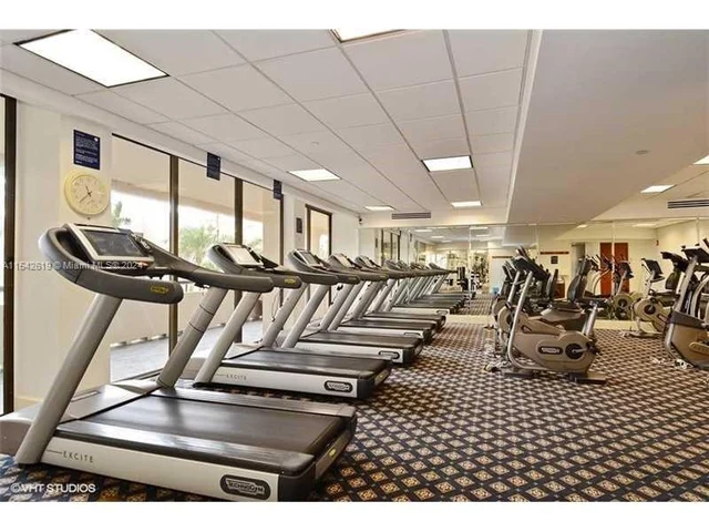 19707 Turnberry Way # 7G, Aventura FL 33180