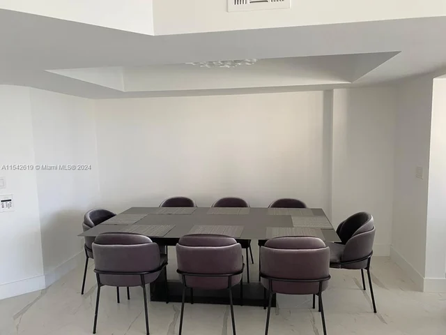 19707 Turnberry Way # 7G, Aventura FL 33180