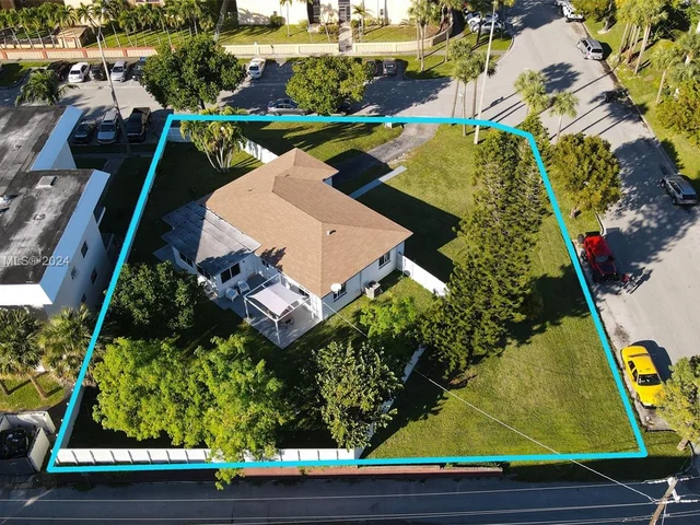 2190 NE 169th St, North Miami Beach FL 33162