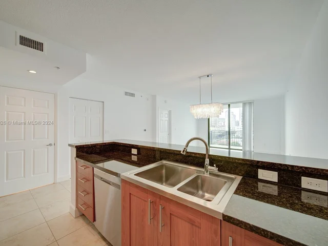 1300 Ponce De Leon Blvd # 710, Coral Gables FL 33134