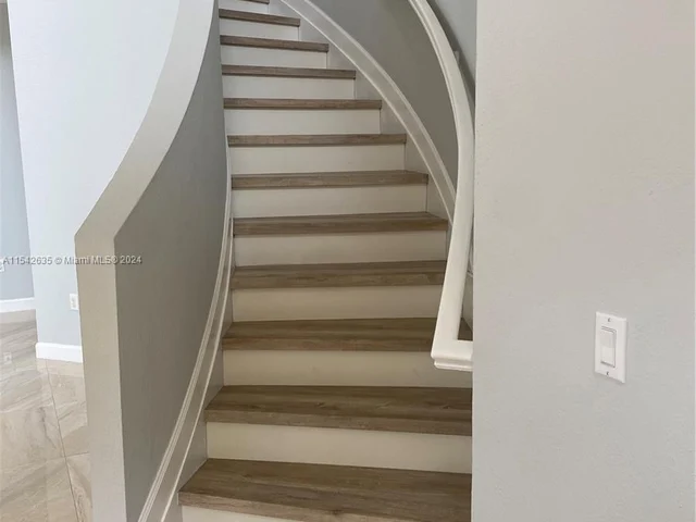 2226 SE 20th Ave # 2226, Homestead FL 33035