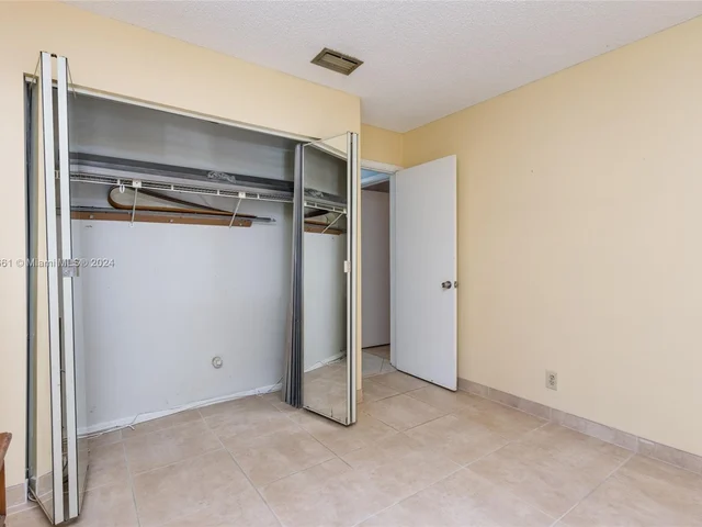 8823 Cleary Blvd # 8823, Plantation FL 33324