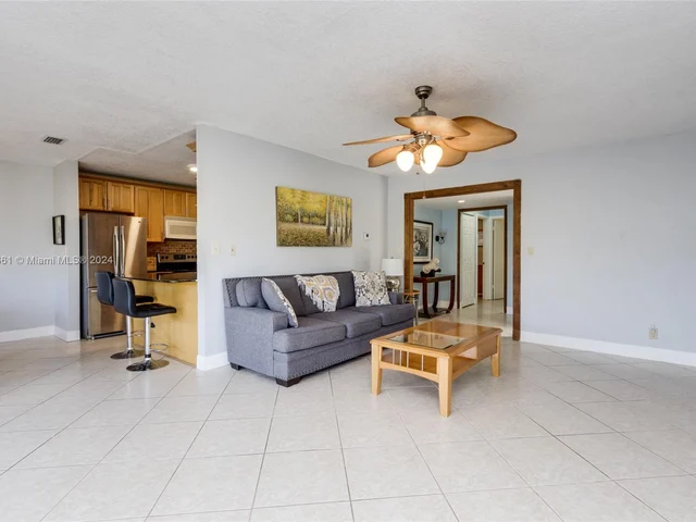 8823 Cleary Blvd # 8823, Plantation FL 33324