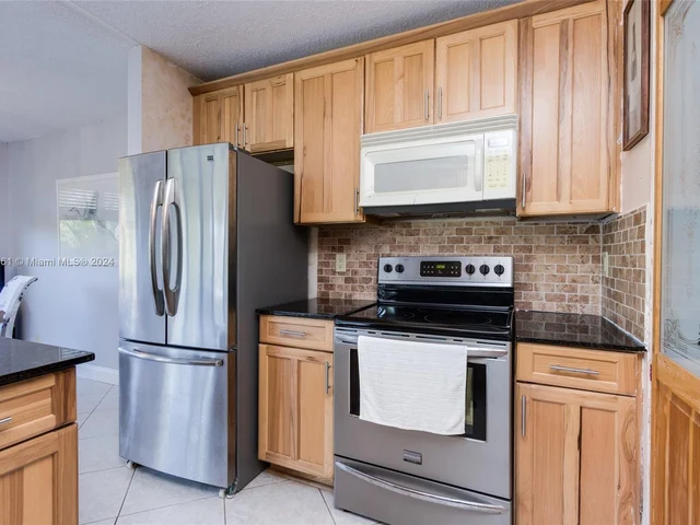 8823 Cleary Blvd # 8823, Plantation FL 33324