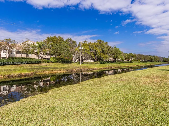 8823 Cleary Blvd # 8823, Plantation FL 33324