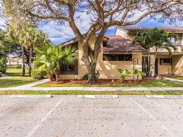 8823 Cleary Blvd # 8823, Plantation FL 33324