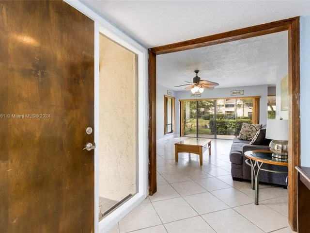 8823 Cleary Blvd # 8823, Plantation FL 33324