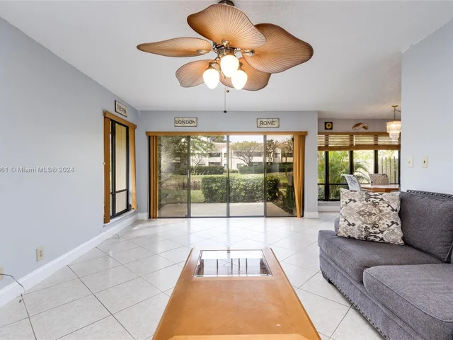 8823 Cleary Blvd # 8823, Plantation FL 33324