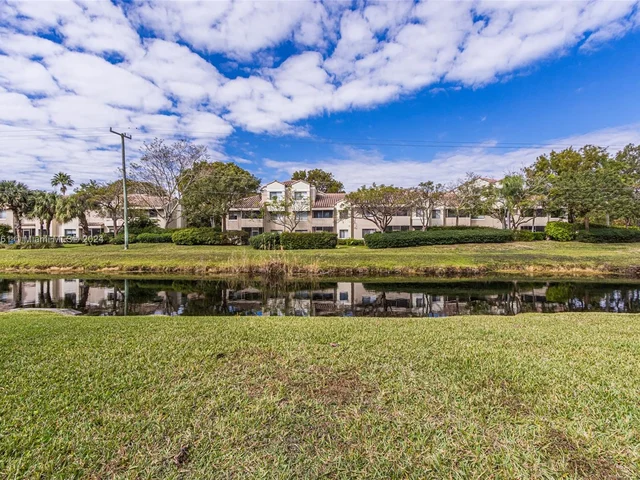 8823 Cleary Blvd # 8823, Plantation FL 33324