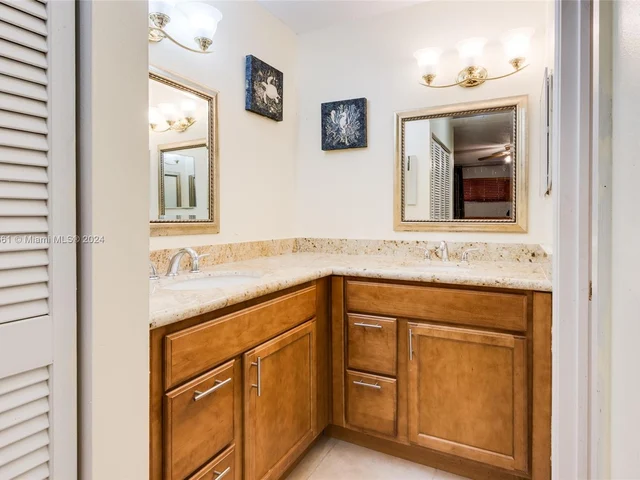 8823 Cleary Blvd # 8823, Plantation FL 33324