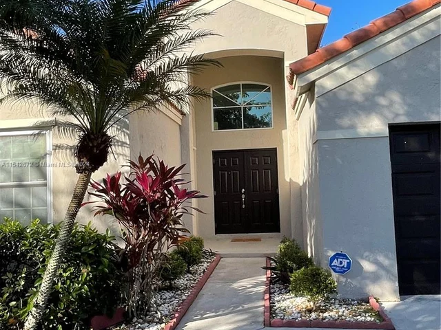 159 Cameron Ct, Weston FL 33326