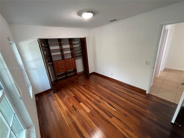 159 Cameron Ct, Weston FL 33326