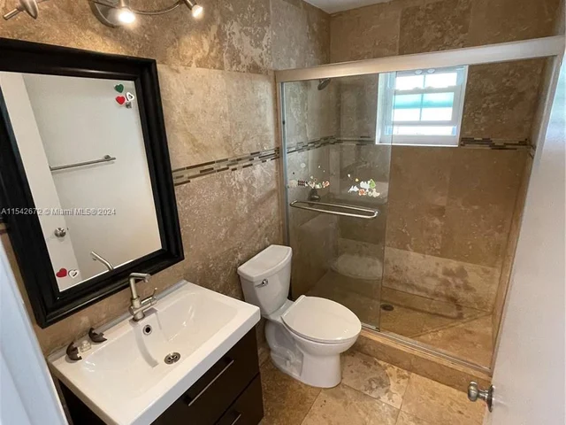 159 Cameron Ct, Weston FL 33326