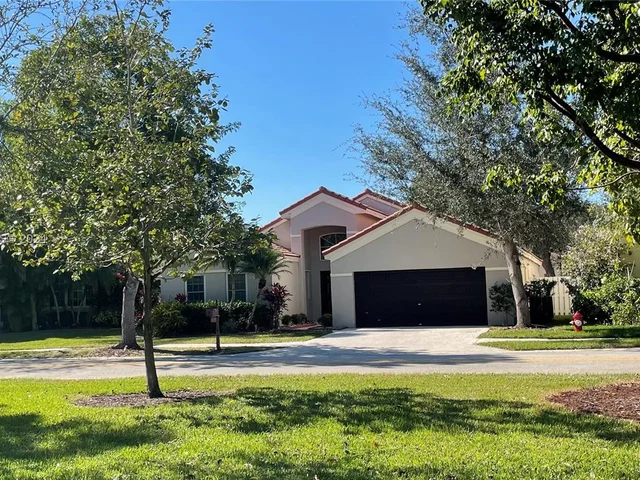 159 Cameron Ct, Weston FL 33326