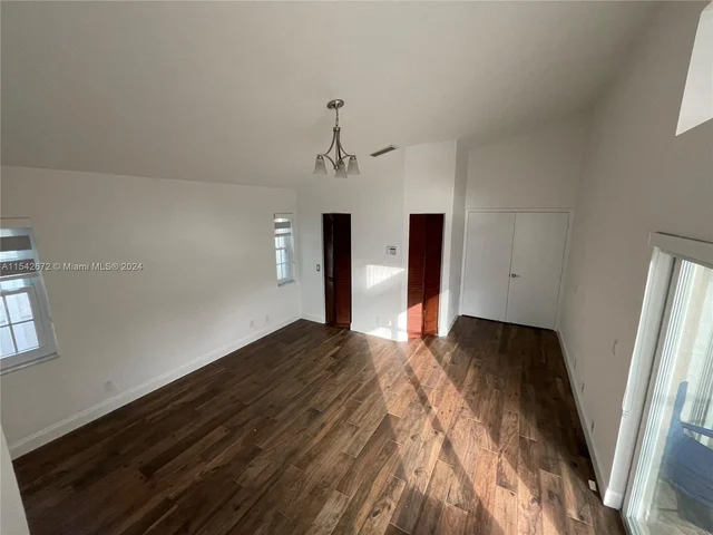 159 Cameron Ct, Weston FL 33326