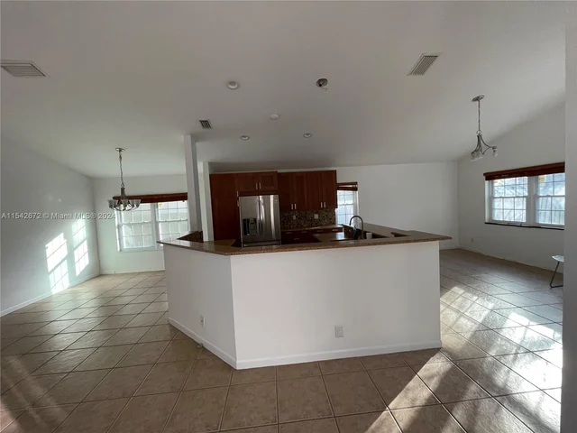 159 Cameron Ct, Weston FL 33326